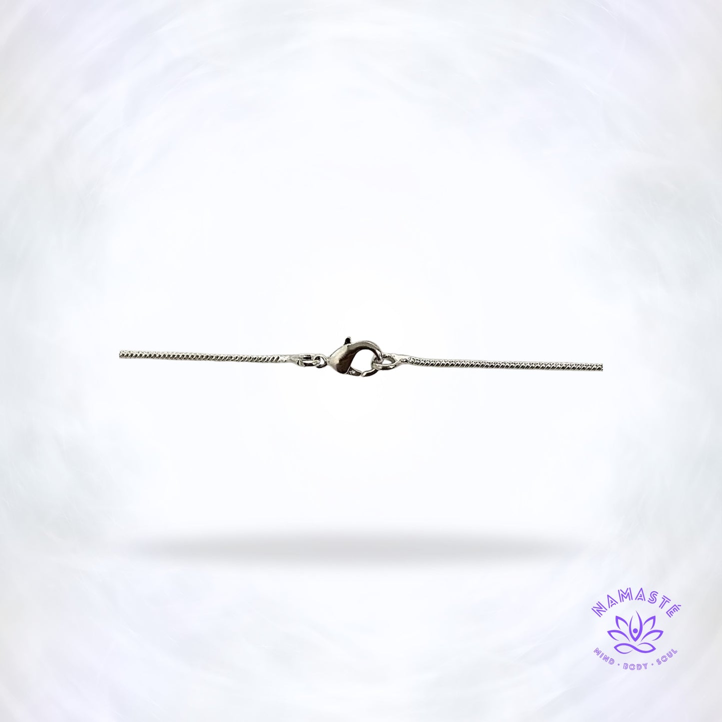 Zilverkleurige snake chain ketting van 50cm in zachte glanzende afwerking.