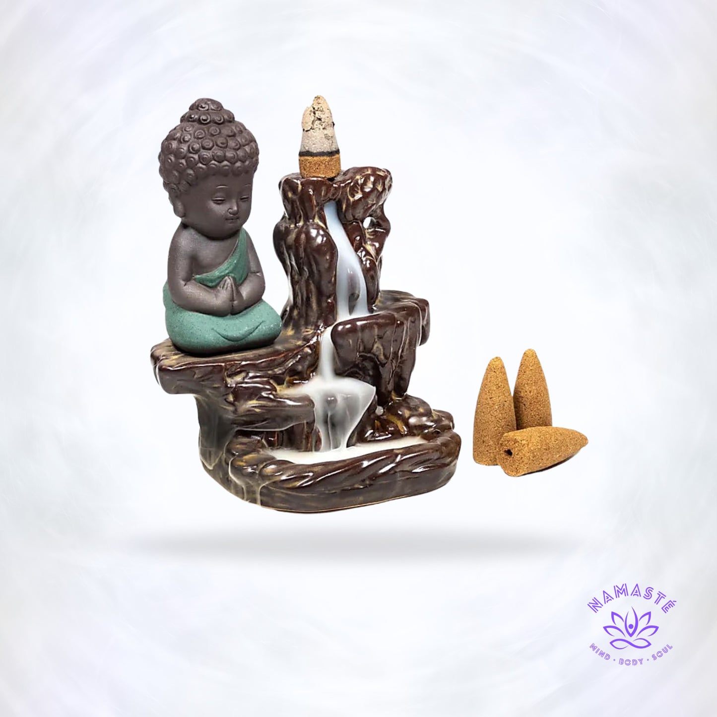 Backflow waterval wierookbrander met kleine Boeddha – decoratieve brander waarbij de rook als een zachte waterval naar beneden stroomt voor een sereen effect.