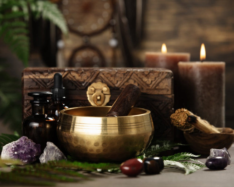 Ontdek een selectie items die je helpen verbinden met intuïtie, energie en hogere begeleiding.