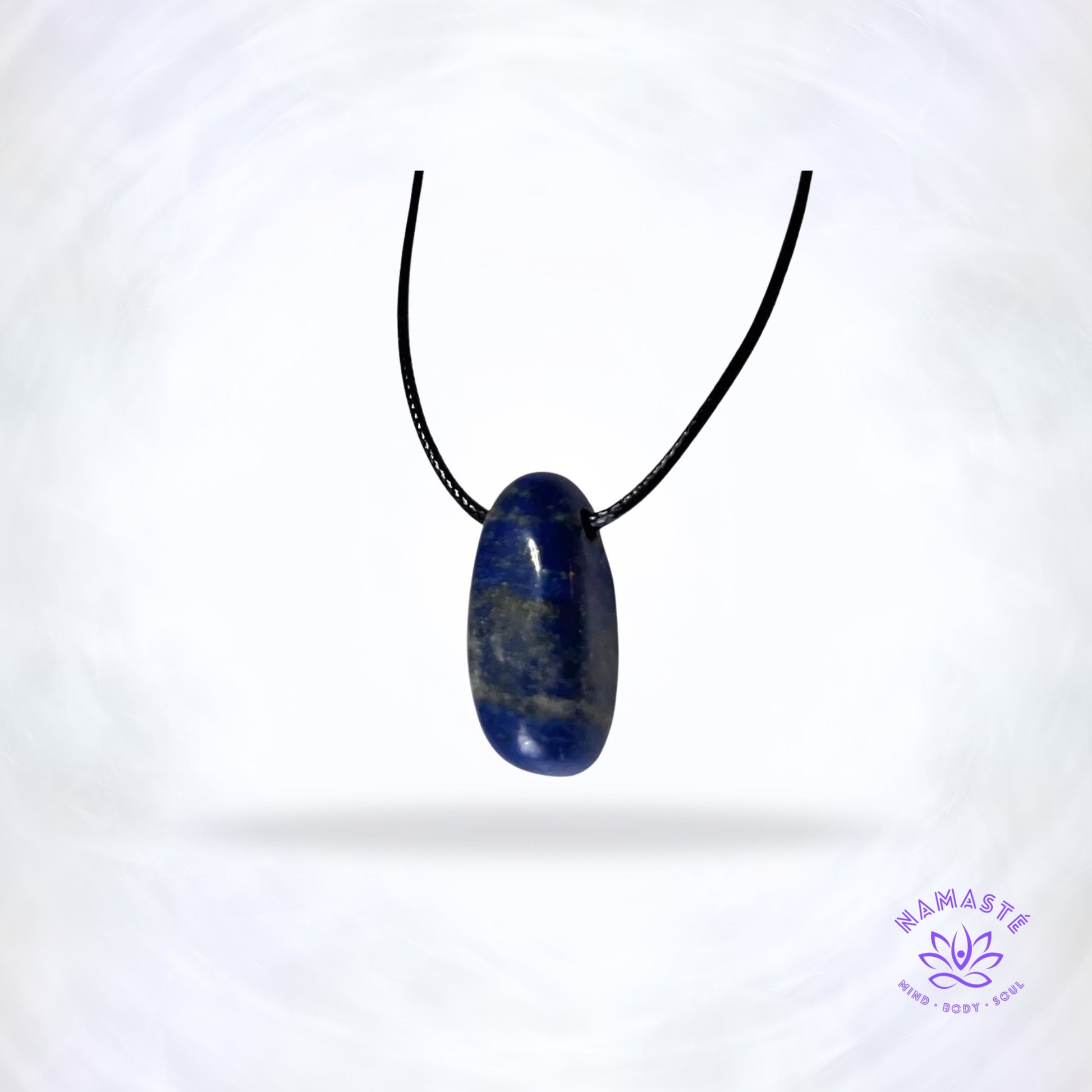 Gepolijste edelsteenhanger aan zwart koord - lapis lazuli