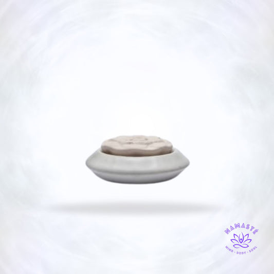 Witte lotus geursteen van keramiek voor subtiele geurverspreiding.