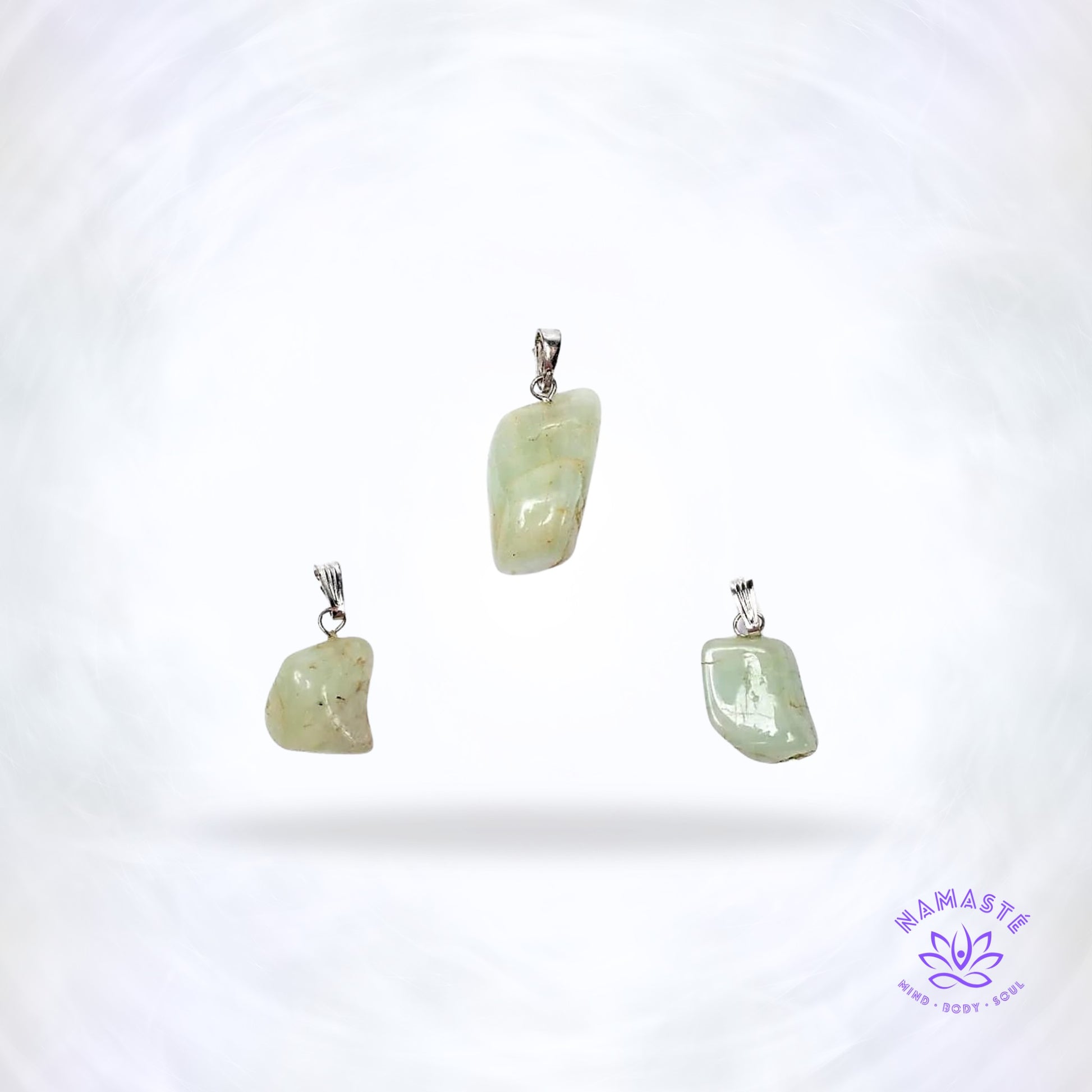 Aquamarijn edelsteenhanger – lichtblauwe steen die ontspanning, communicatie en spirituele ontwikkeling ondersteunt.