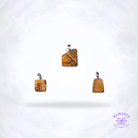 Picture Jaspis edelsteenhanger – beige-bruin kristal dat inzicht, heling en reflectie ondersteunt, met unieke natuurlijke patronen.