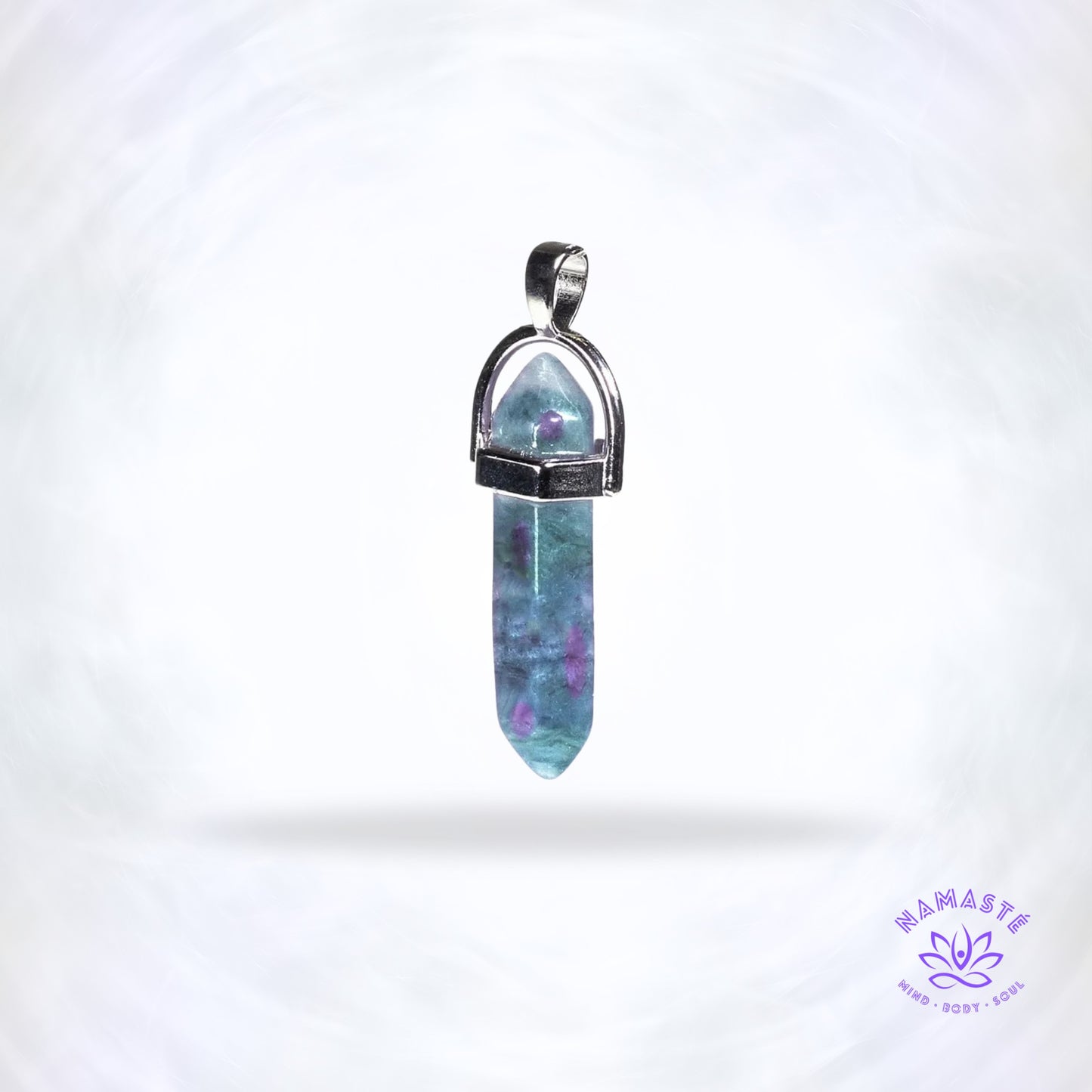 Fluoriet hanger – natuurlijke edelsteen in unieke kleurschakeringen die focus, balans en bescherming bevordert.
