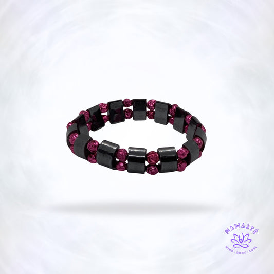 hematiet armband met roze roosjes