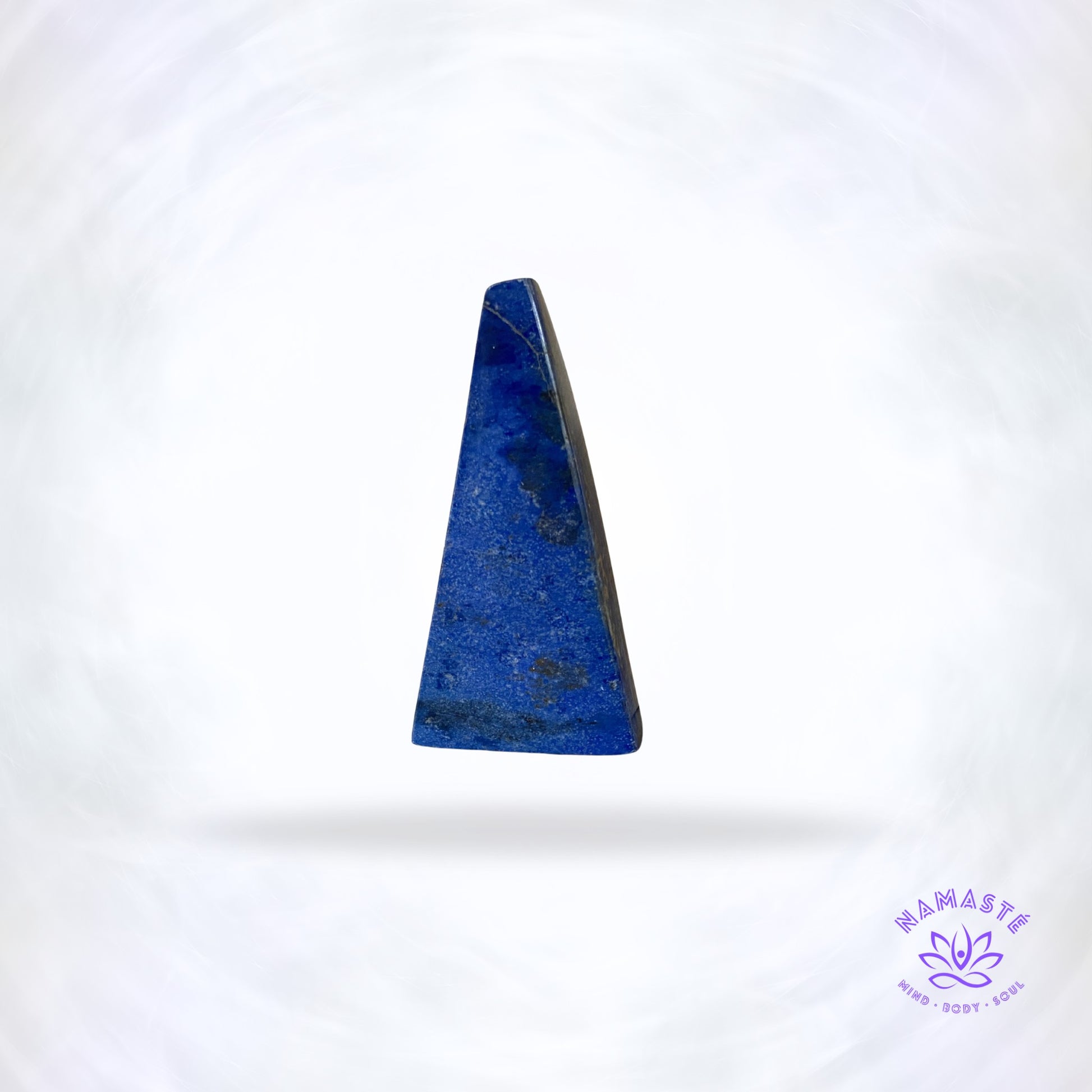 een stuk lapis lazuli achterkant