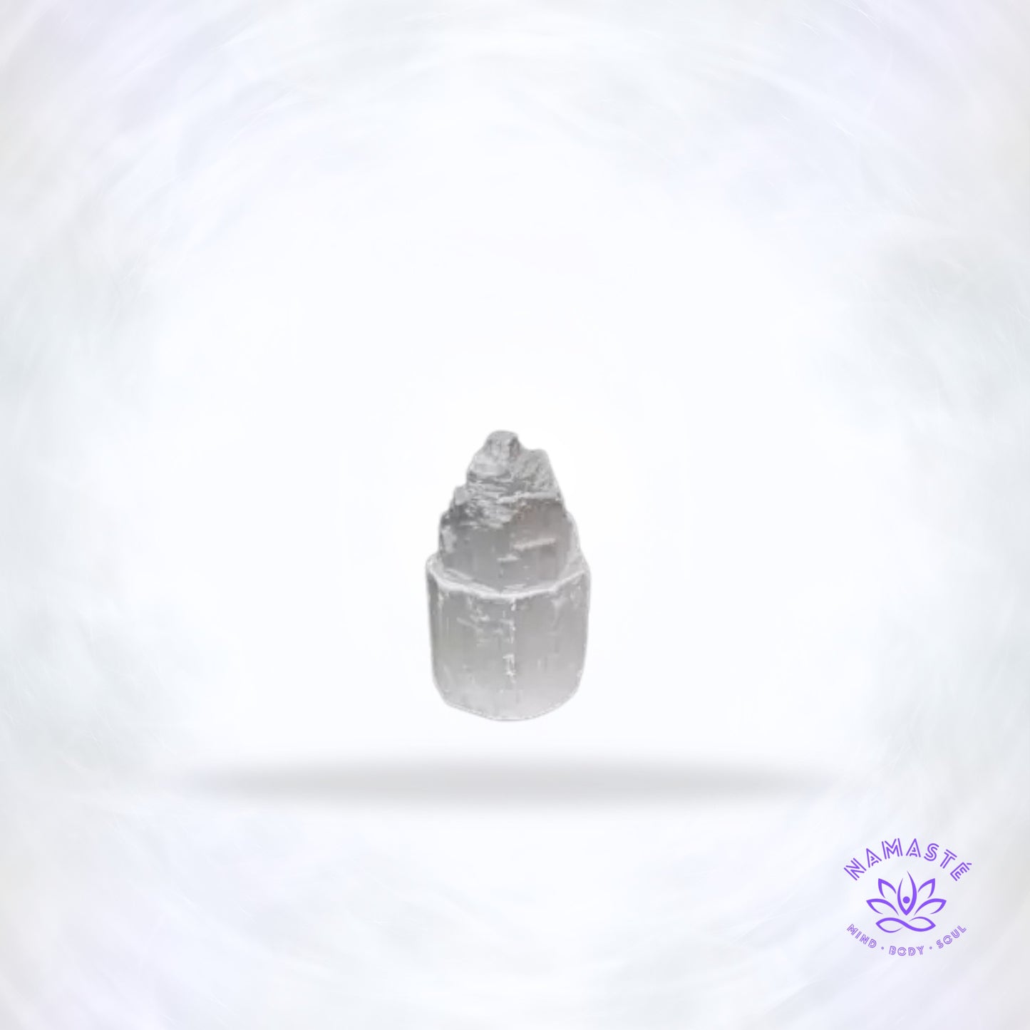 Natuurlijke seleniet kathedraal van 6 cm – wit kristal dat spirituele groei, rust en zuiverende energie ondersteunt.