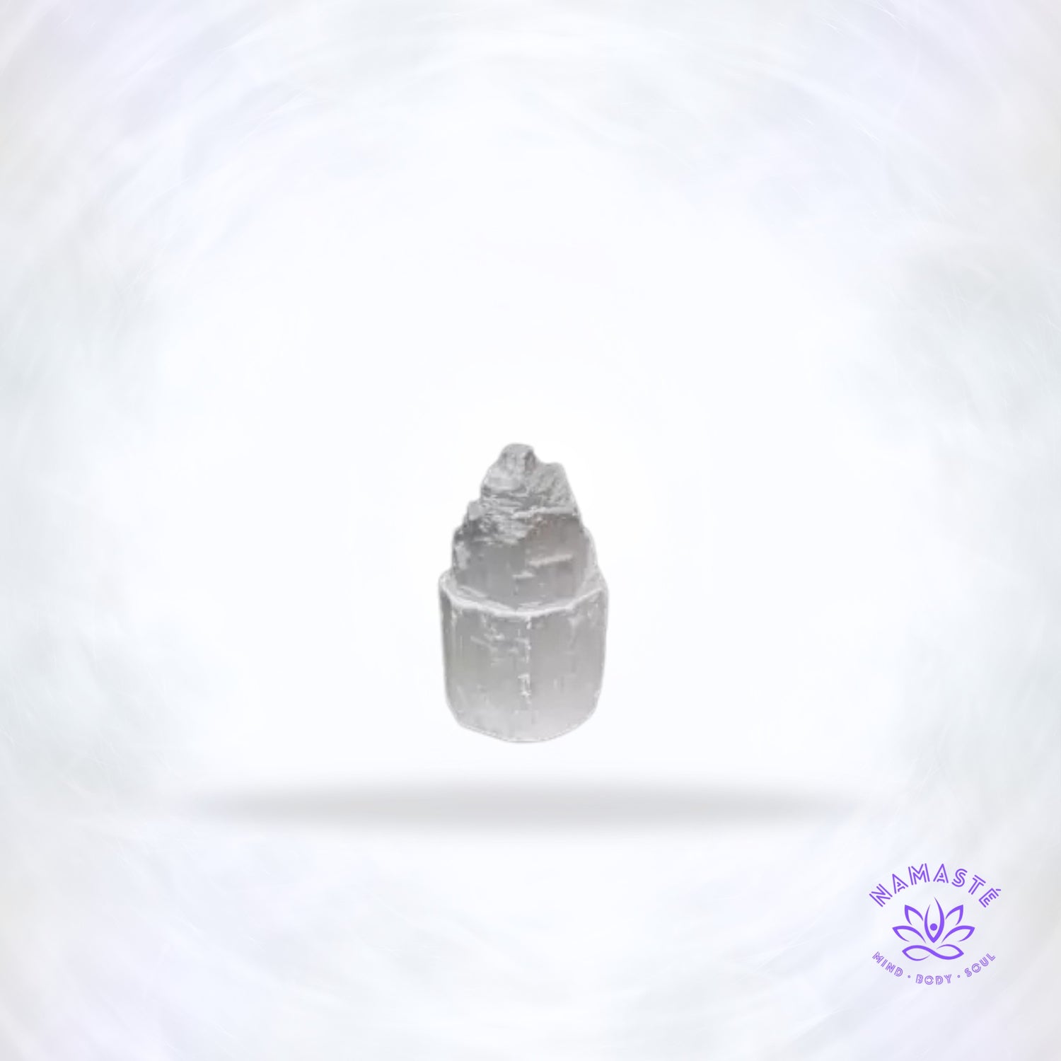 Natuurlijke seleniet kathedraal van 6 cm – wit kristal dat spirituele groei, rust en zuiverende energie ondersteunt.