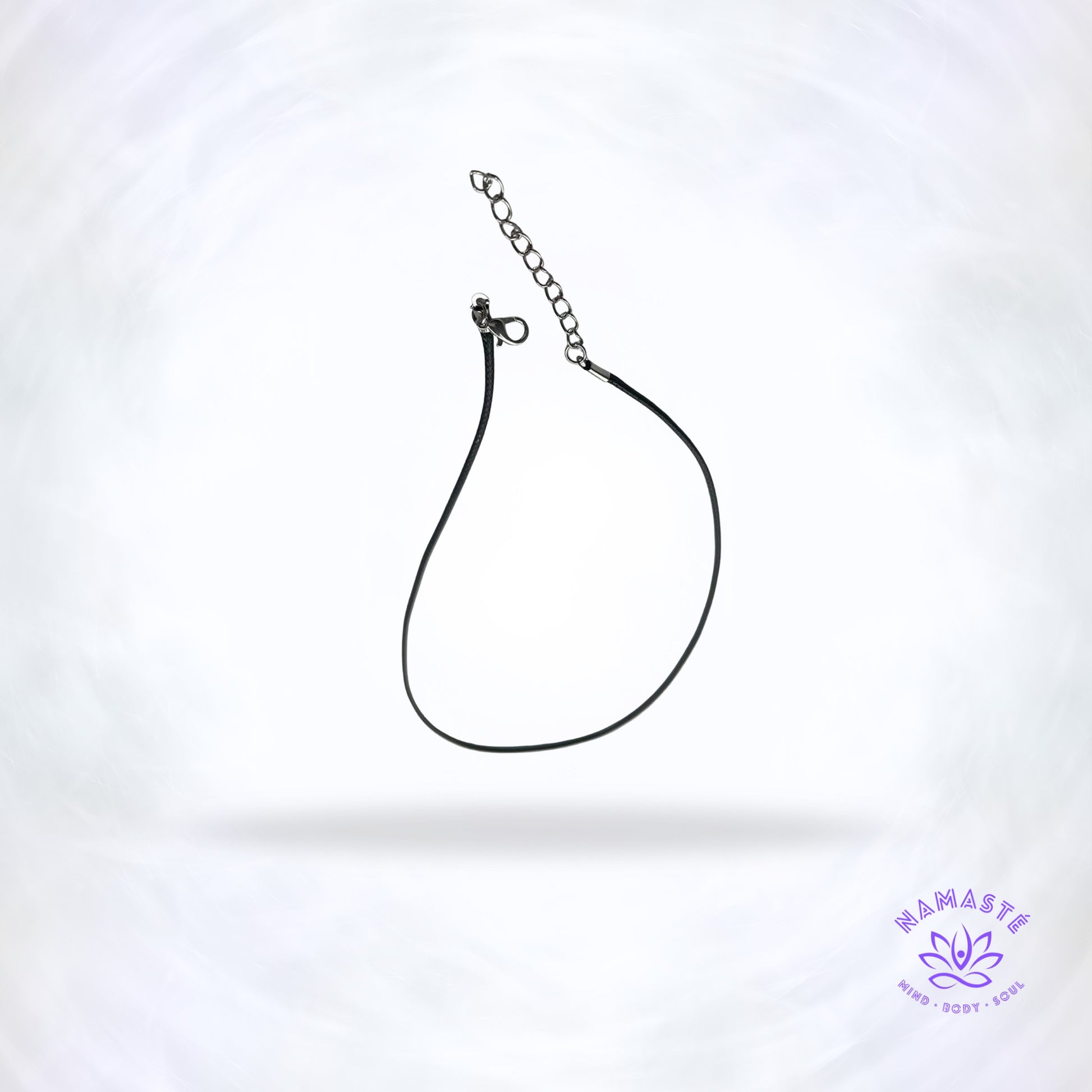 Zwarte katoenen koordketting met lobster clasp en verstelbaar verlengstuk.