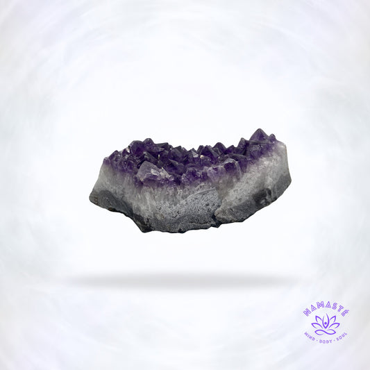 amethist cluster zijaanzicht 