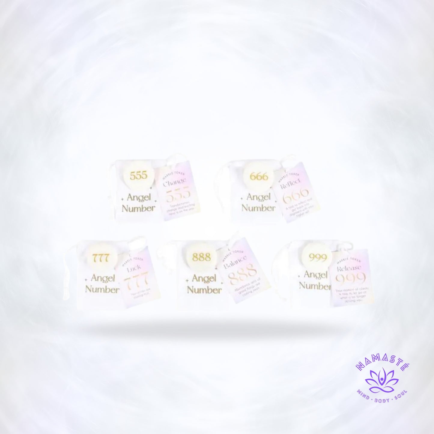 Marmeren engelnummer steen met gouden gravure – spiritueel affirmatiesteentje.