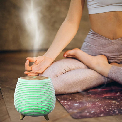 lina diffuser bij iemand die in zen-houding zit